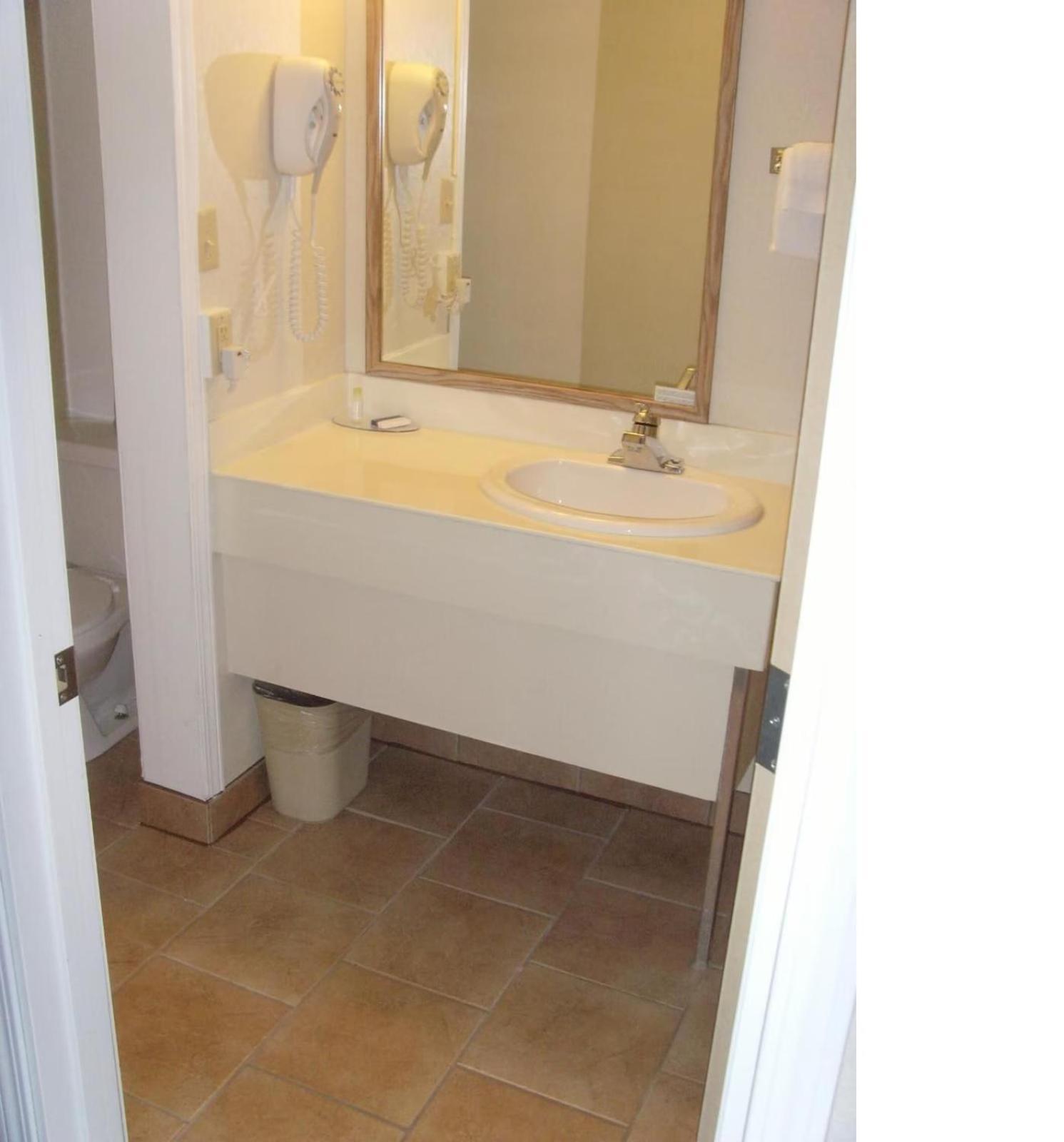 Skyview Swift Current Hotel Luaran gambar