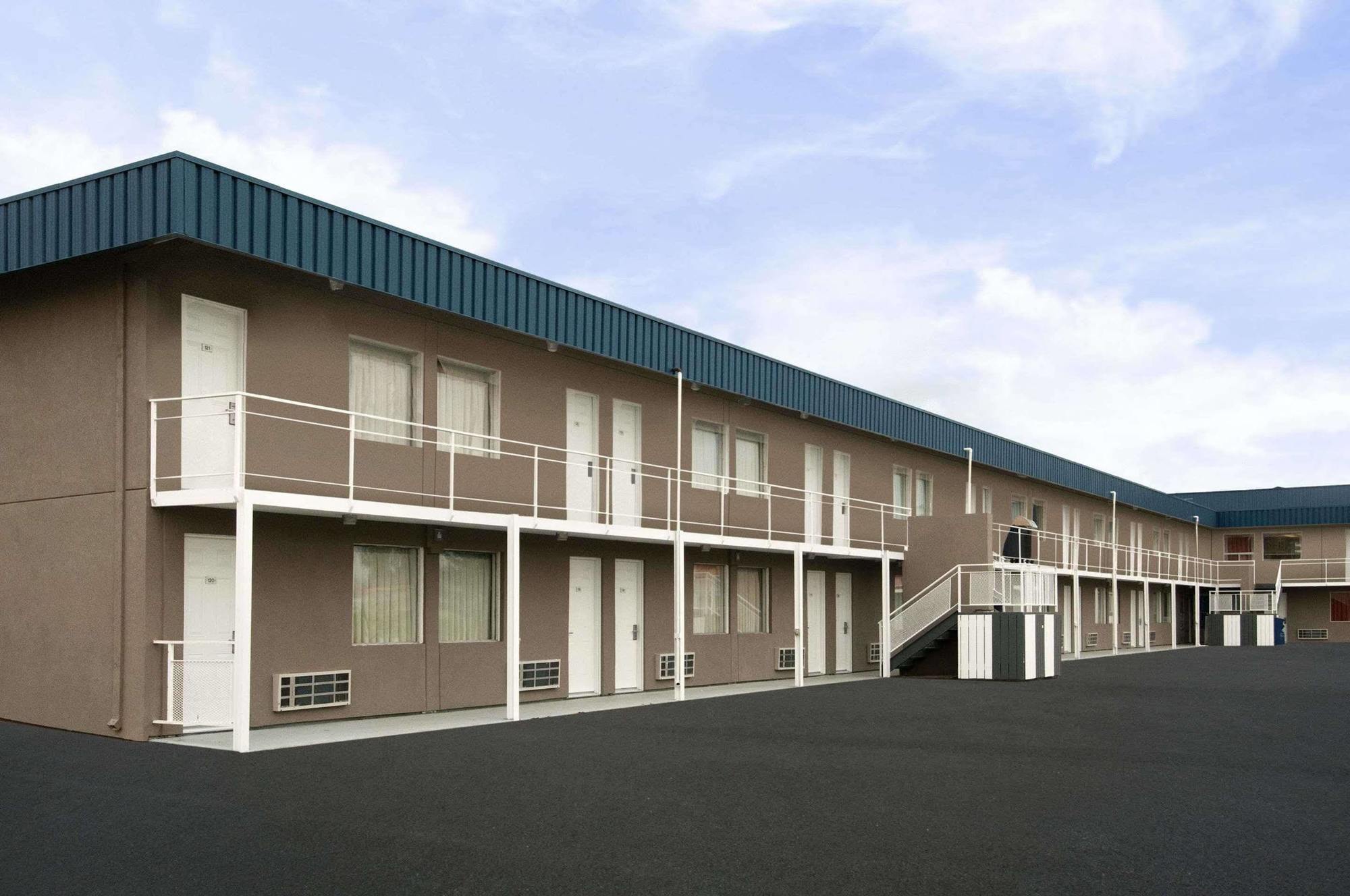 Skyview Swift Current Hotel Luaran gambar